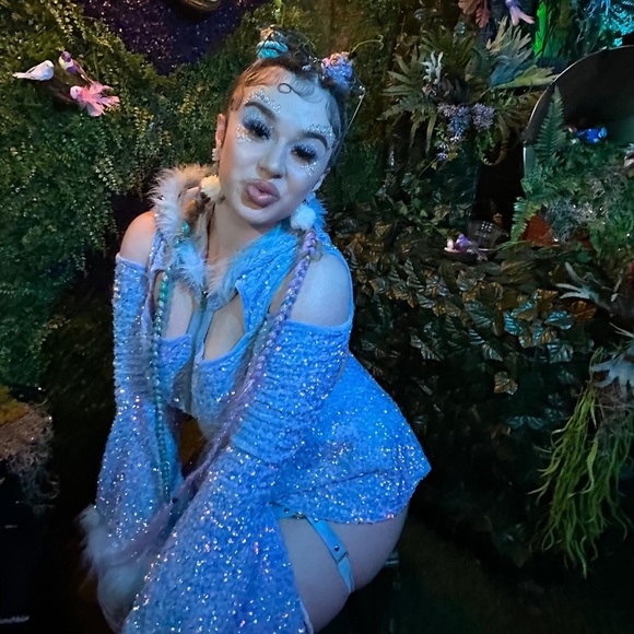 Baby Blue Sequin Fields Skirt - Picture 2 of 4